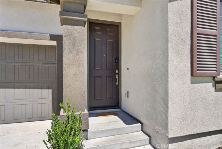 590 Colorado Drive, Rialto
