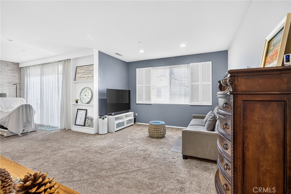 596 Katy, Upland