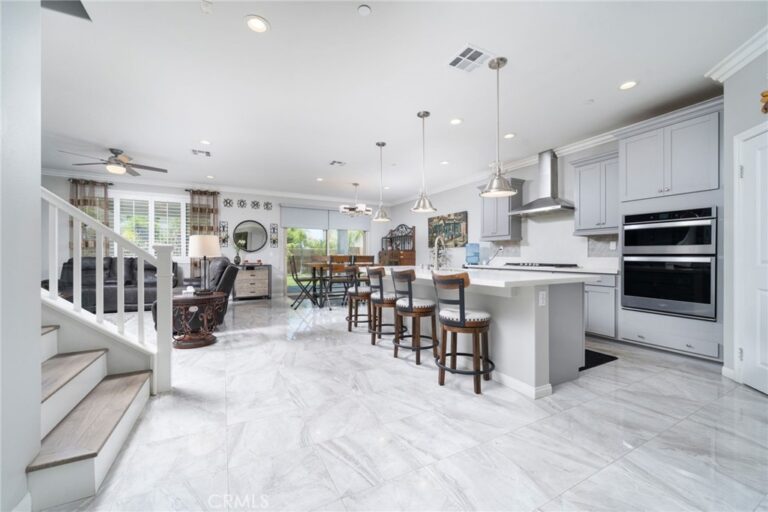 5960 Brown Court, Fontana