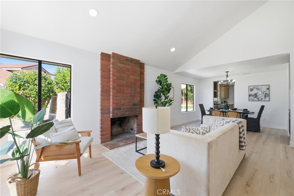 6 Skyview, Pomona