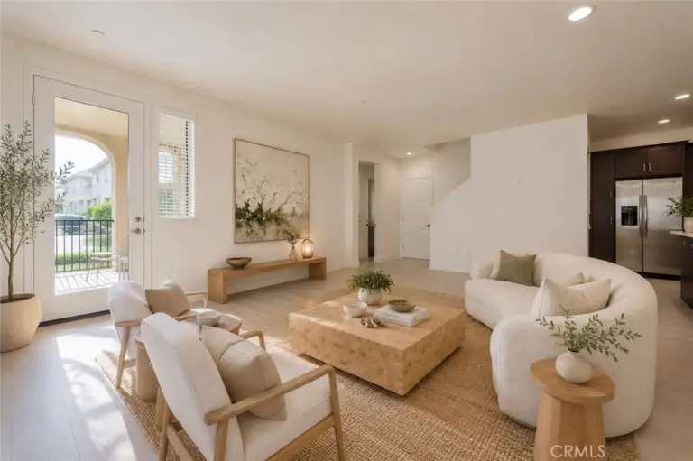 6030 Eucalyptus, Chino