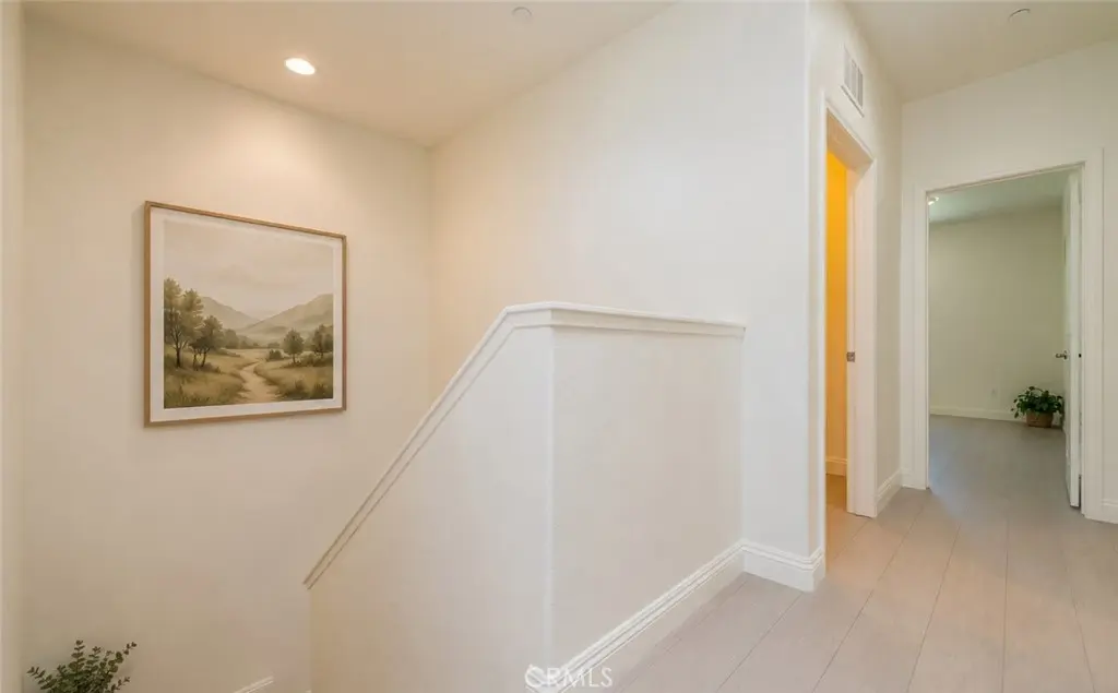 6030 Eucalyptus, Chino