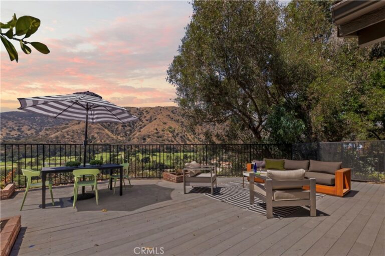 6313 Canterwood, La Verne