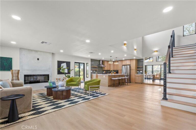 6313 Canterwood, La Verne