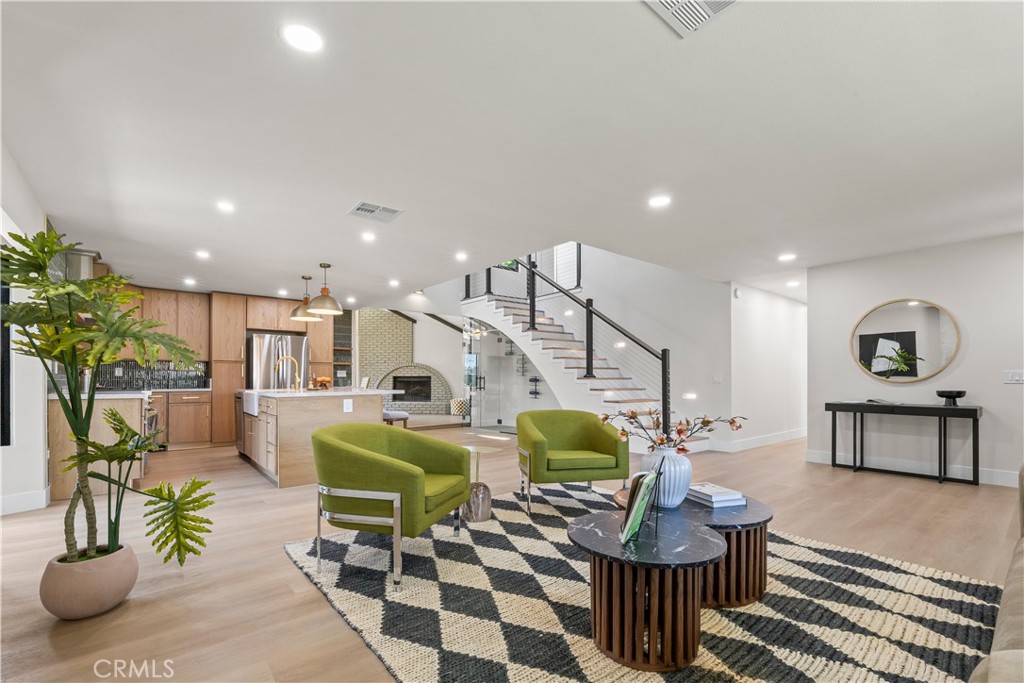 6313 Canterwood, La Verne