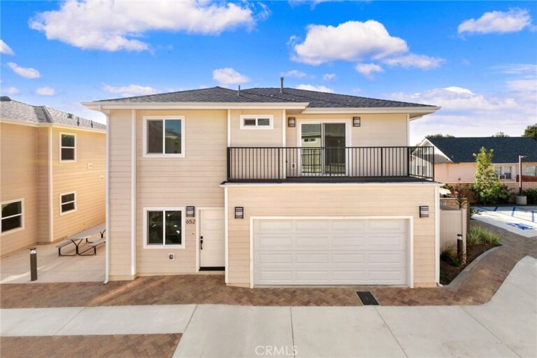 646 W Grand Avenue, Pomona