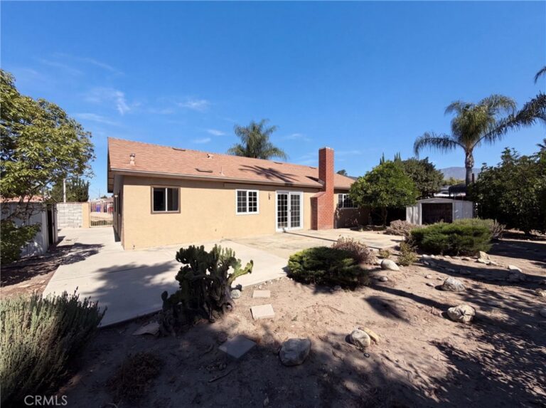 648 Brentwood, Upland
