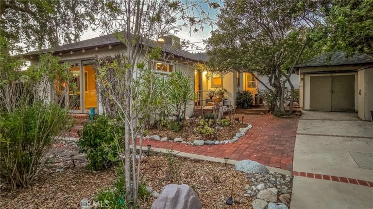 649 Marylind, Claremont