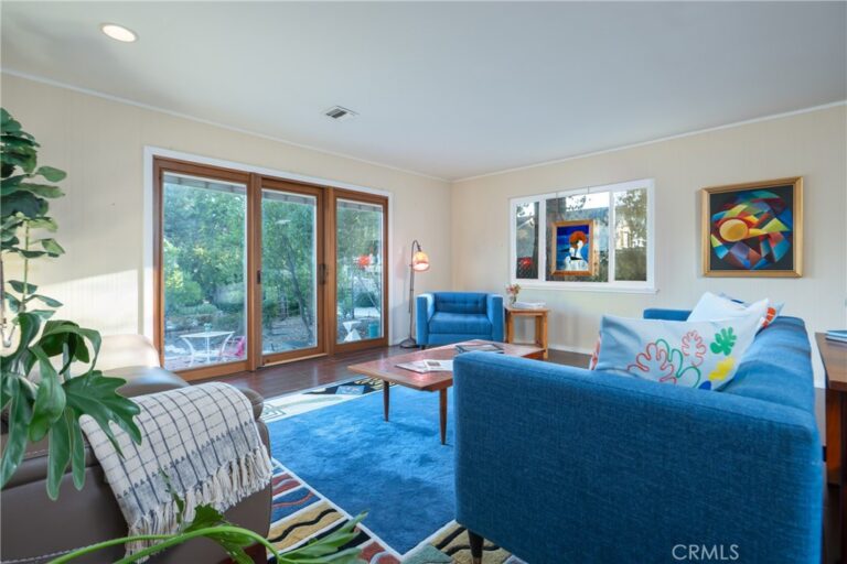 649 Marylind, Claremont
