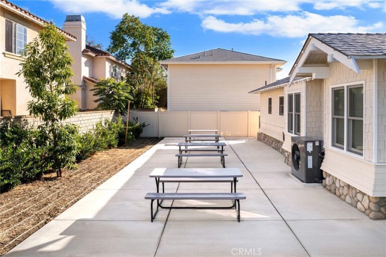 652 W Grand Avenue, Pomona