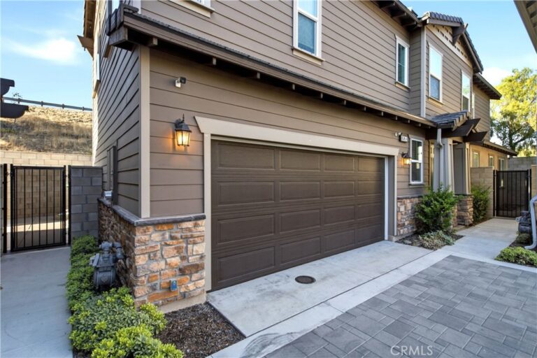 6545 Grotto Lane, Fontana
