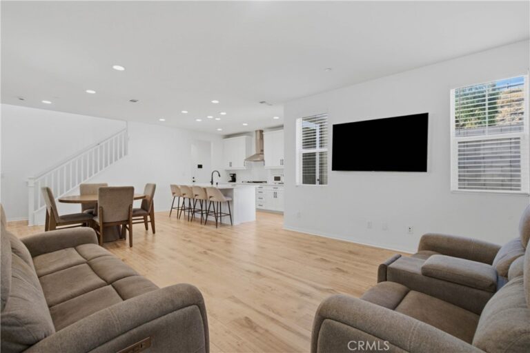 6545 Grotto Lane, Fontana
