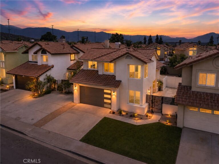 6559 Pacifica, Fontana