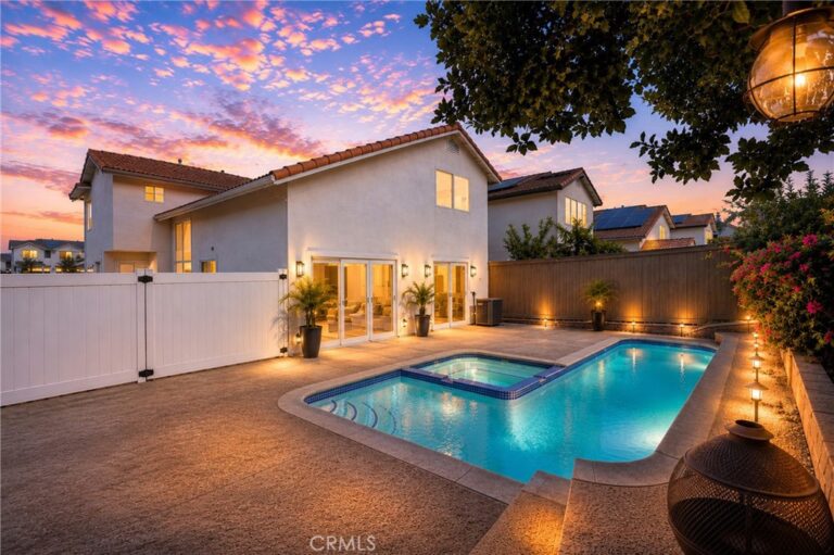 6559 Pacifica, Fontana