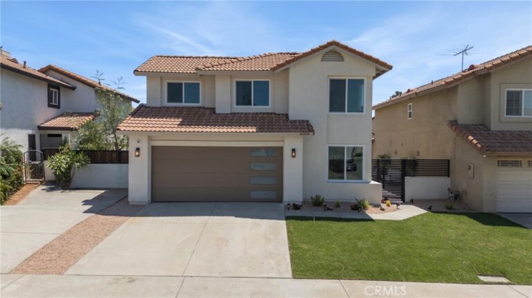 6559 Pacifica, Fontana