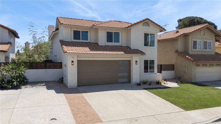 6559 Pacifica, Fontana