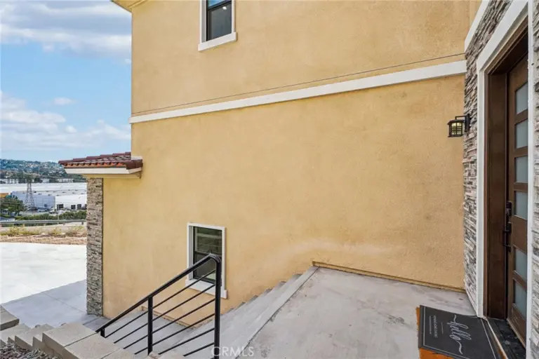 677 Castlehill, Walnut
