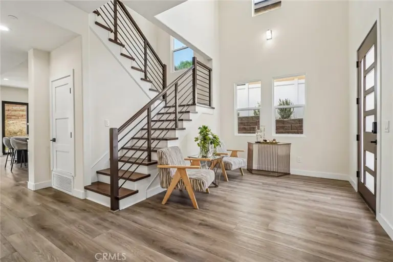 677 Castlehill, Walnut