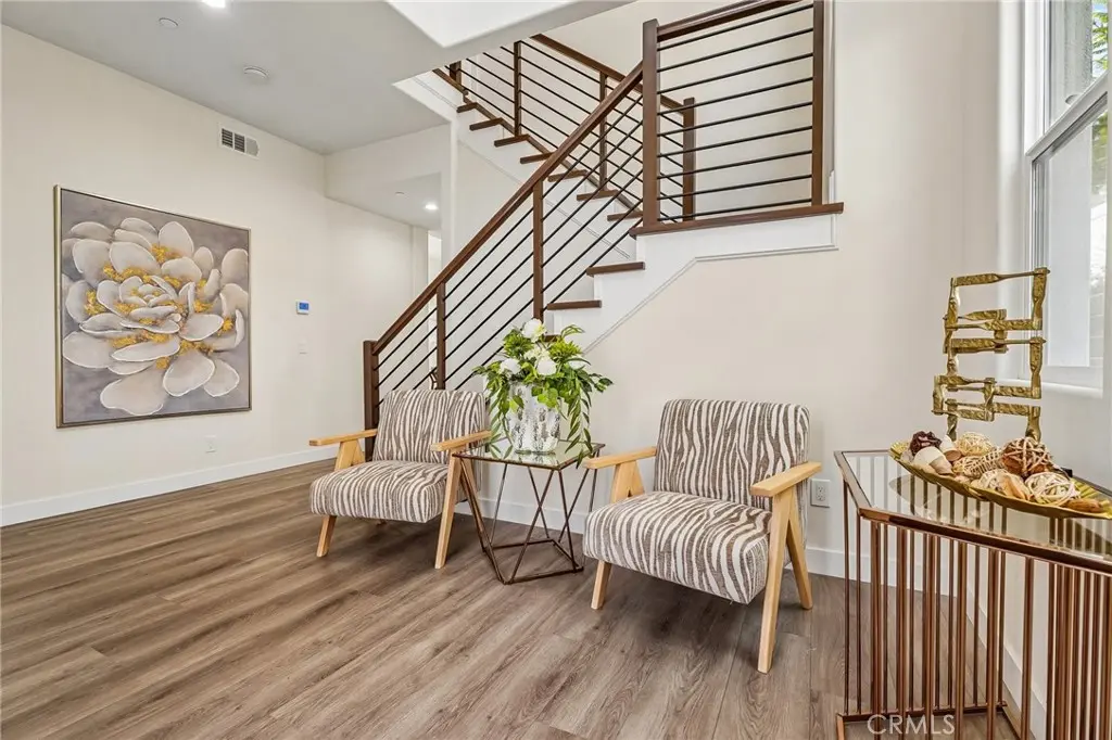 677 Castlehill, Walnut