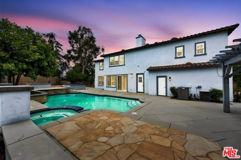 680 Adirondack Lane, Claremont