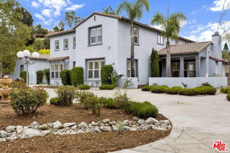 680 Adirondack Lane, Claremont
