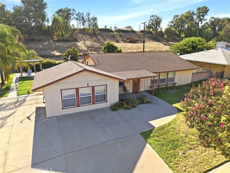 682 S Belden, Rialto