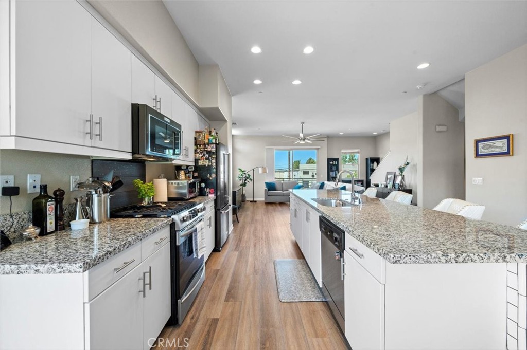 694 Central Avenue, Upland