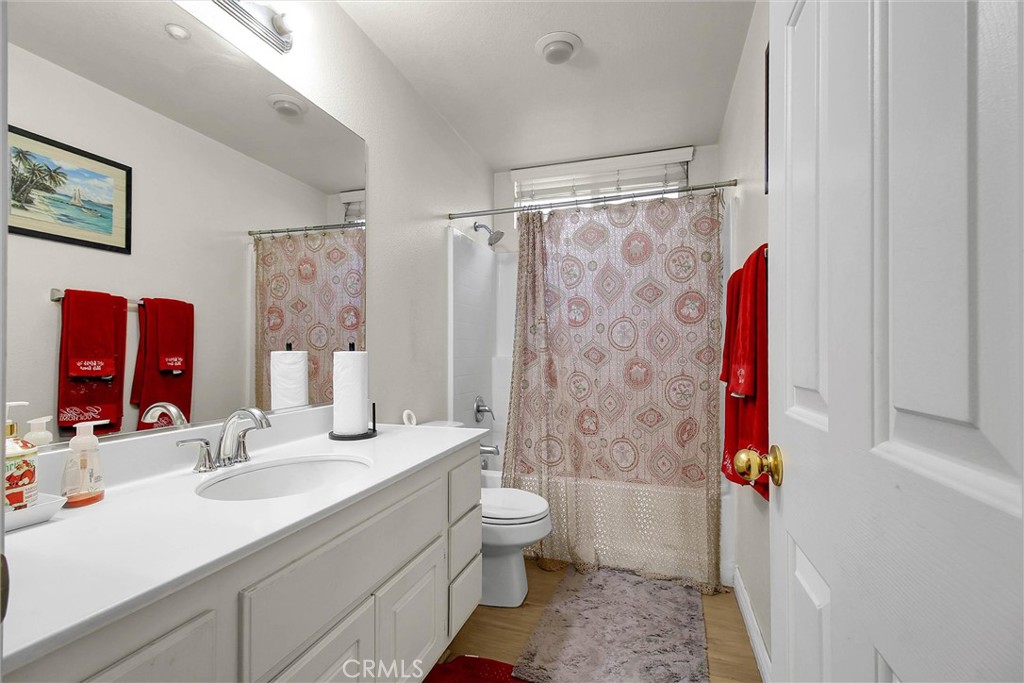 6955 Garden Rose, Fontana