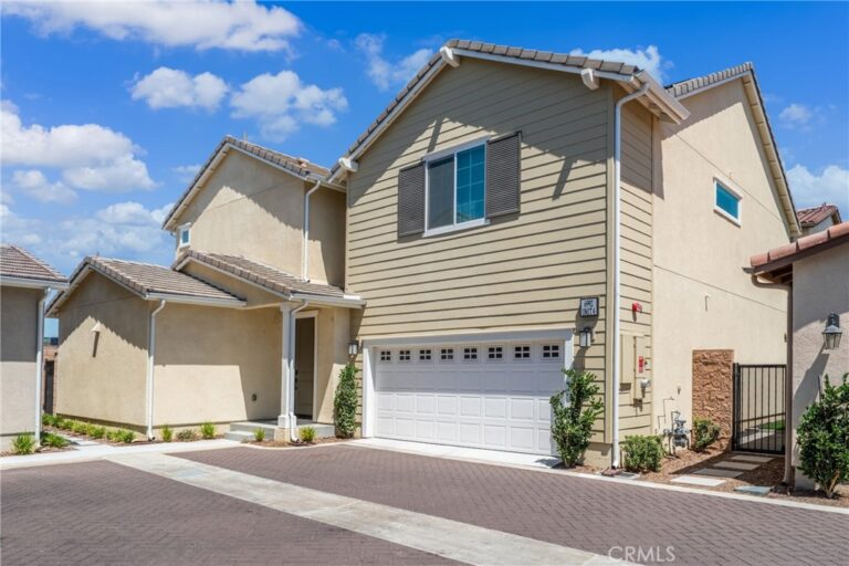 6992 Mallow Drive #4, Fontana