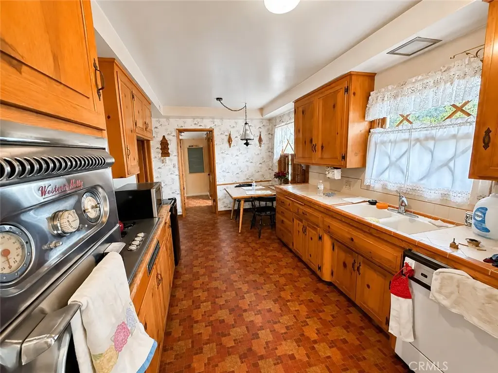 700 S Corrida Drive, Covina