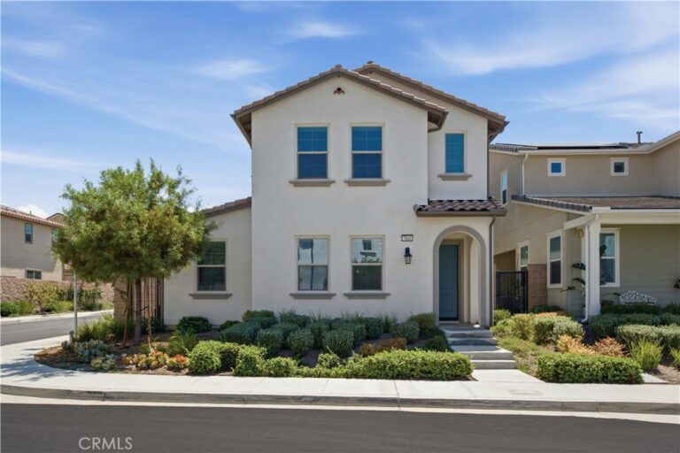 7061 Birch, Fontana