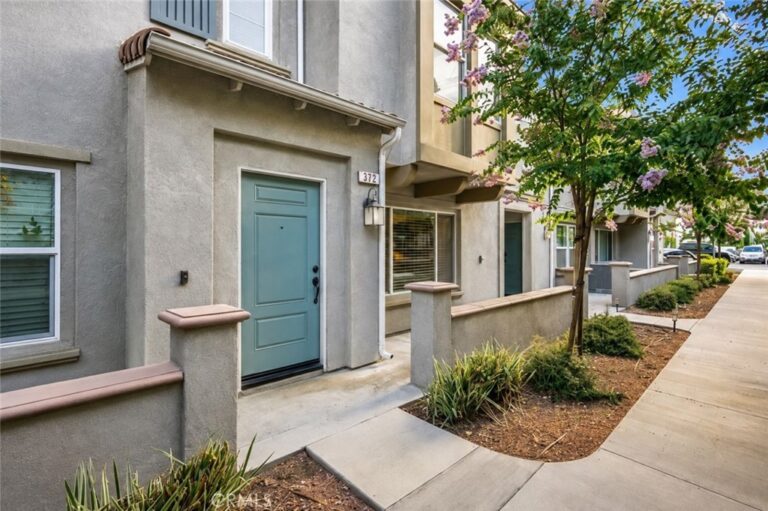 7155 Citrus #372, Fontana