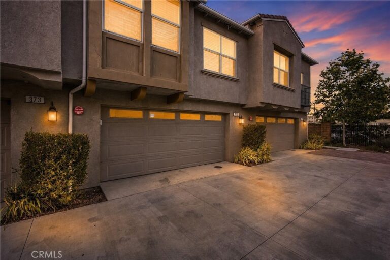 7155 Citrus #372, Fontana