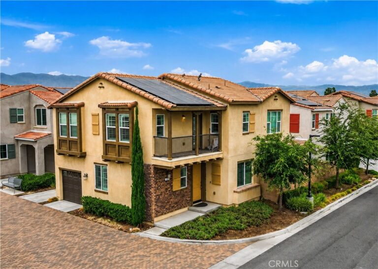 7155 Citrus Avenue #154, Fontana