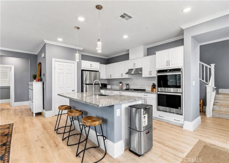 7155 Citrus Avenue #154, Fontana