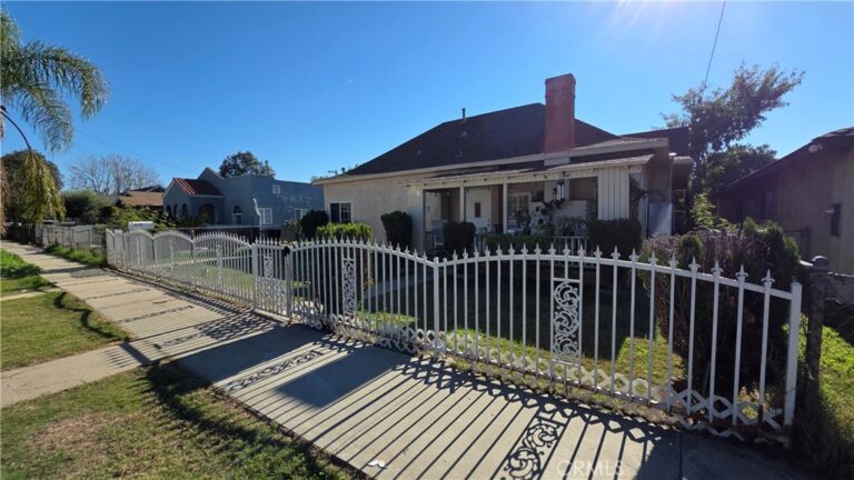 716 E 6th, Pomona