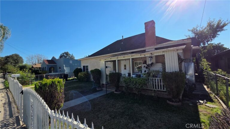716 E 6th, Pomona
