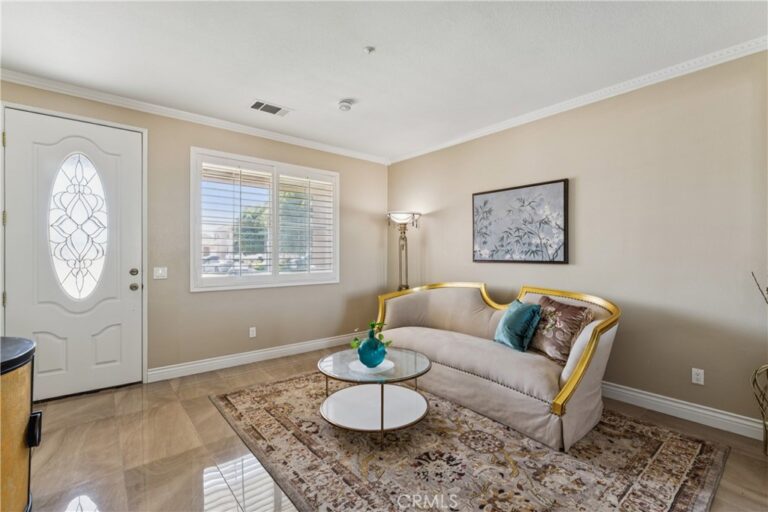 7174 Oregon Street, Fontana