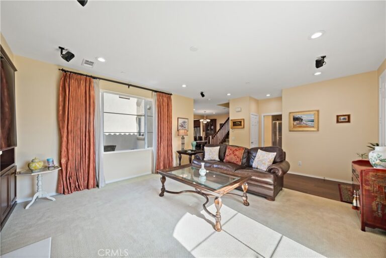 729 Park View Terrace, Glendora