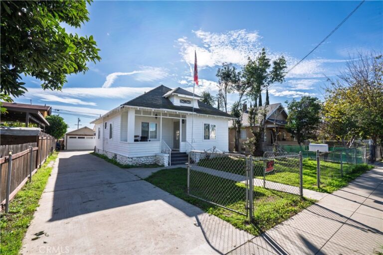 730 W 9th, Pomona
