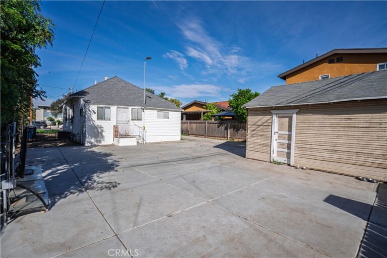 730 W 9th, Pomona