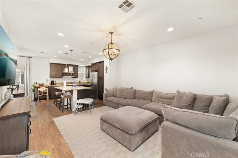 7382 Solstice, Rancho Cucamonga