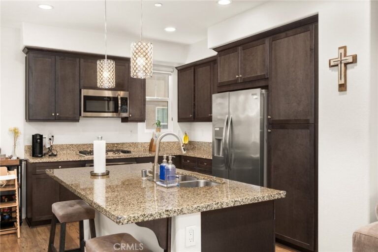 7382 Solstice, Rancho Cucamonga