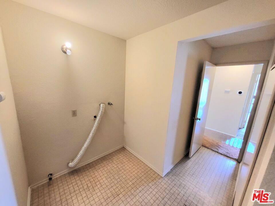7425 Laurel Avenue, Fontana