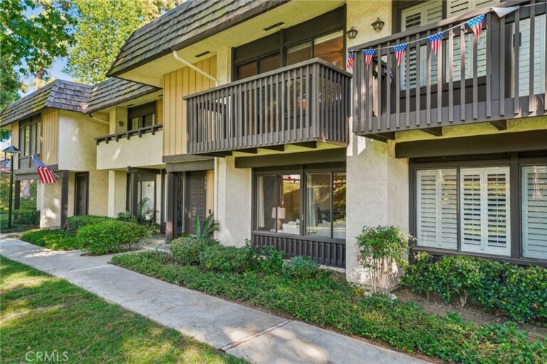 744 Smokewood Lane, San Dimas