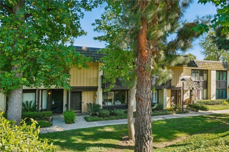 744 Smokewood Lane, San Dimas