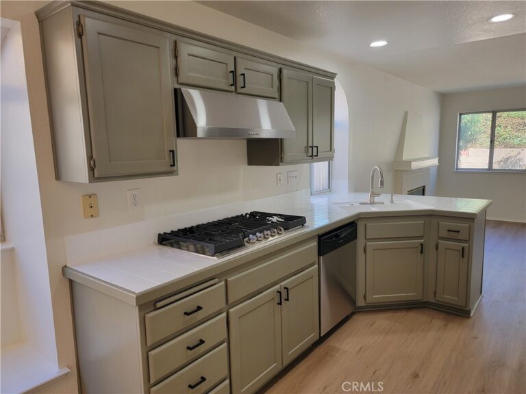 7466 Holloway, Rancho Cucamonga