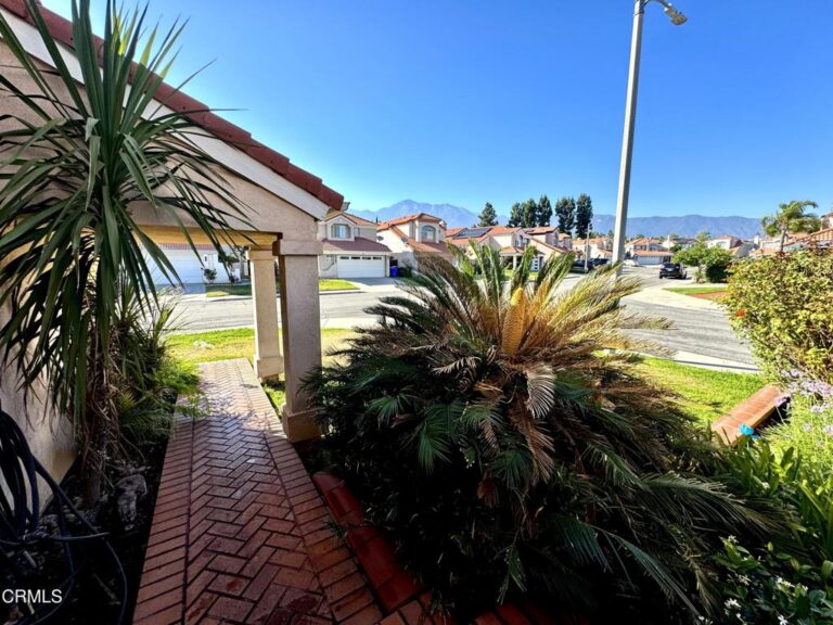 7469 Holloway Road, Rancho Cucamonga
