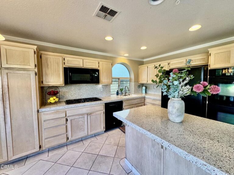 7469 Holloway Road, Rancho Cucamonga