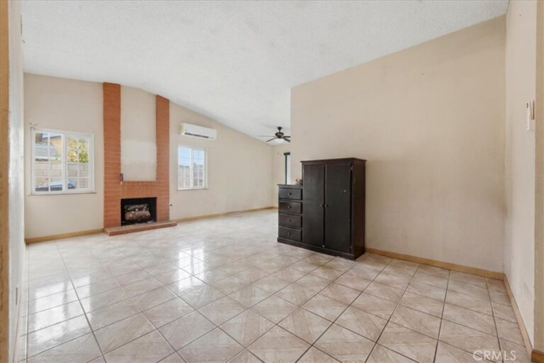 7570 Kempster Court, Fontana